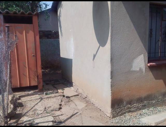 2 BEDROOM HOUSE FOR SALE IN KLIPSPRUIT